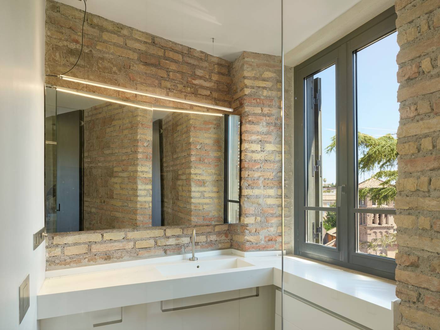 Rhinoceros-Roma-Room-26