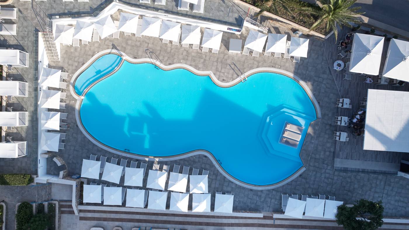 Pefki Islands Resort