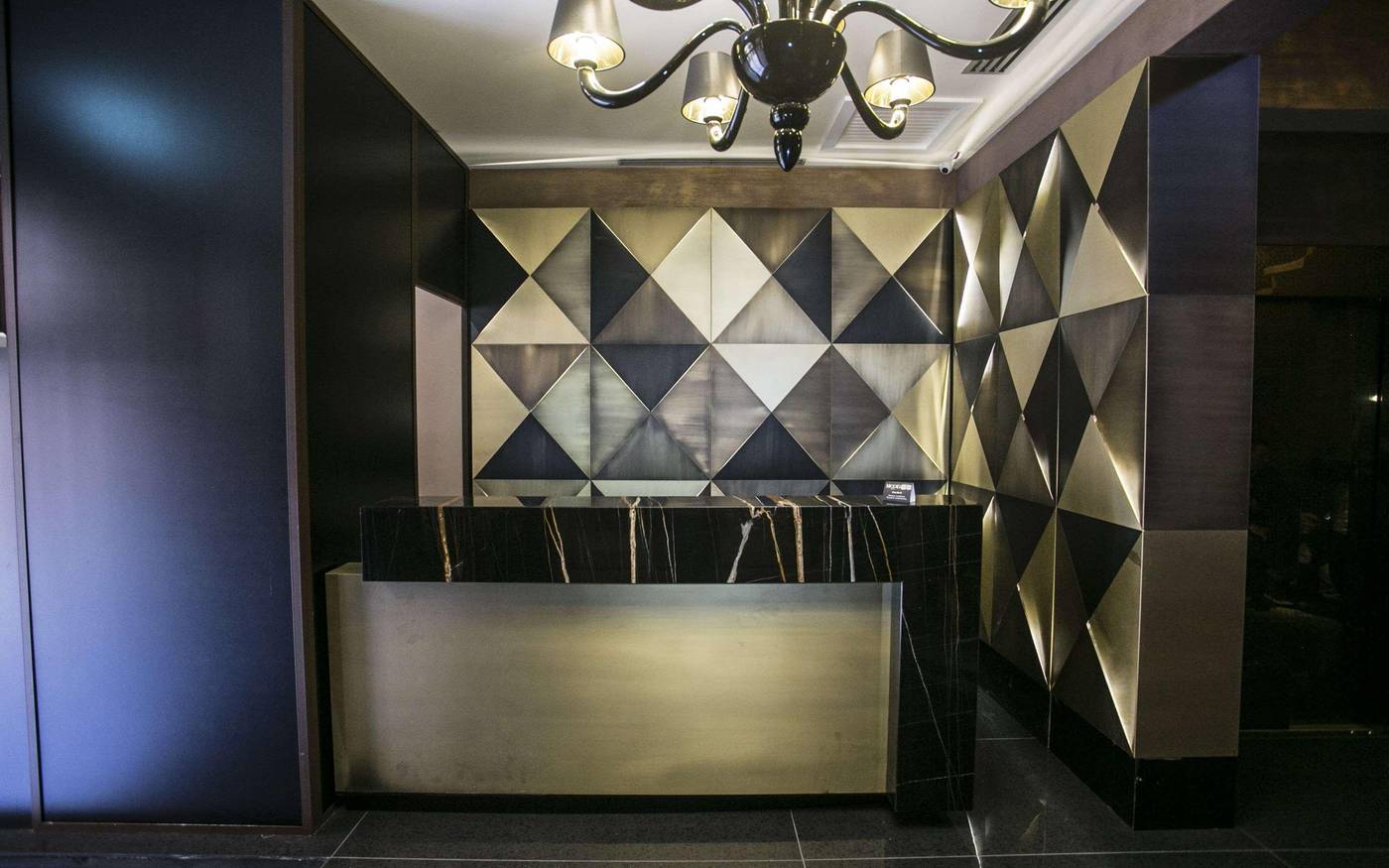 Venice-Times-Hotel-Lobby-15