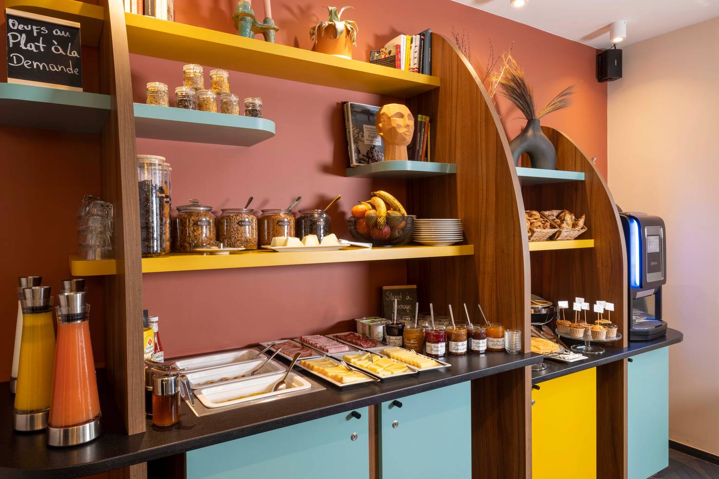 Paris-Art-Hotel-Quartier-Latin-By-Malone-Restaurant-62