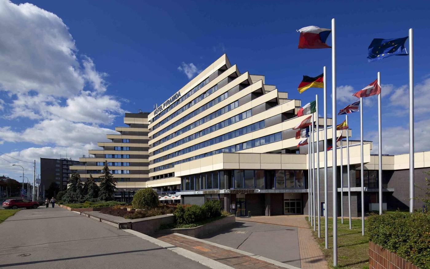 Orea-Hotel-Pyramida-General-view-1