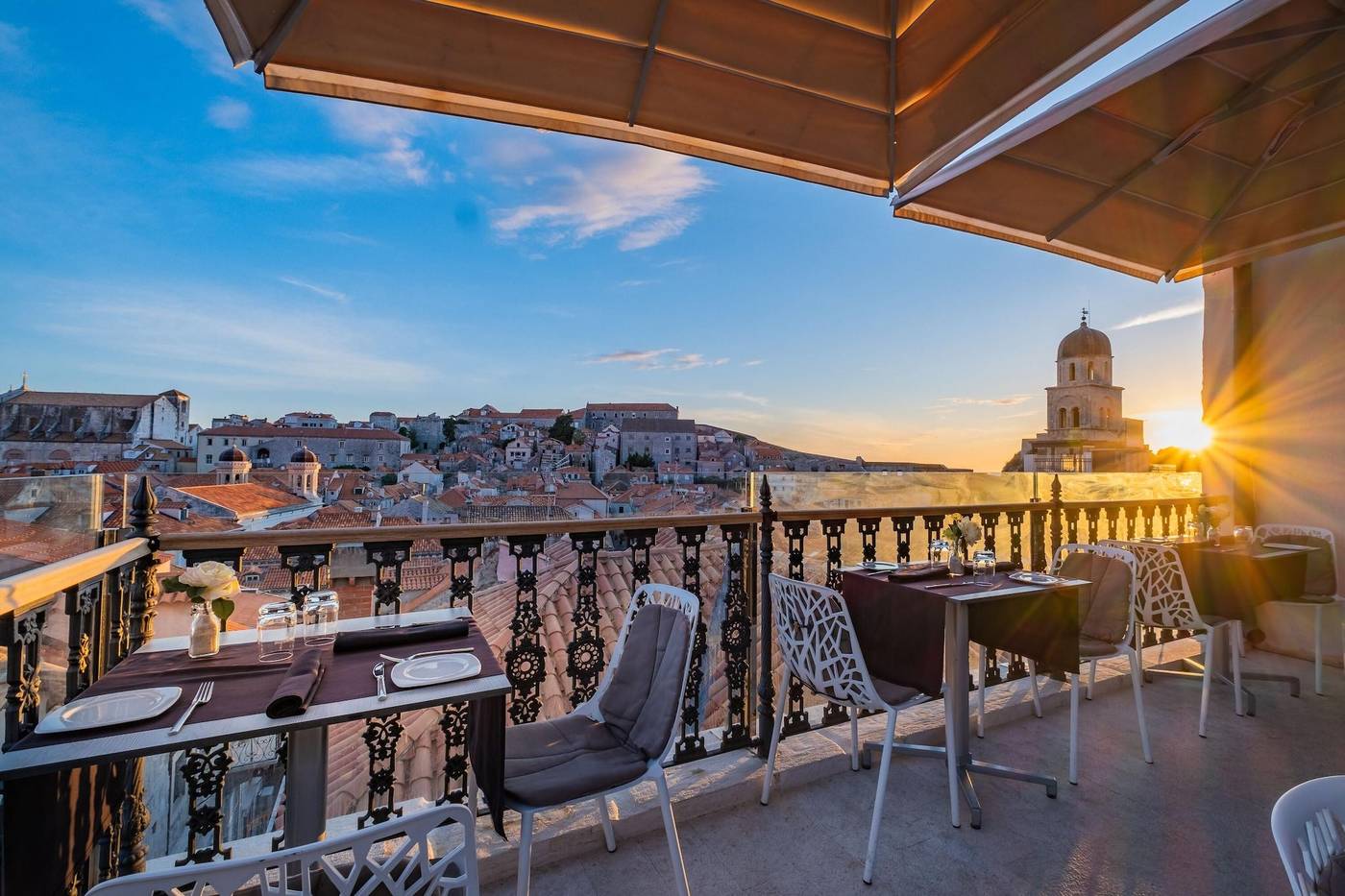 Dubrovnik-Luxury-Apartments-Restaurant-1