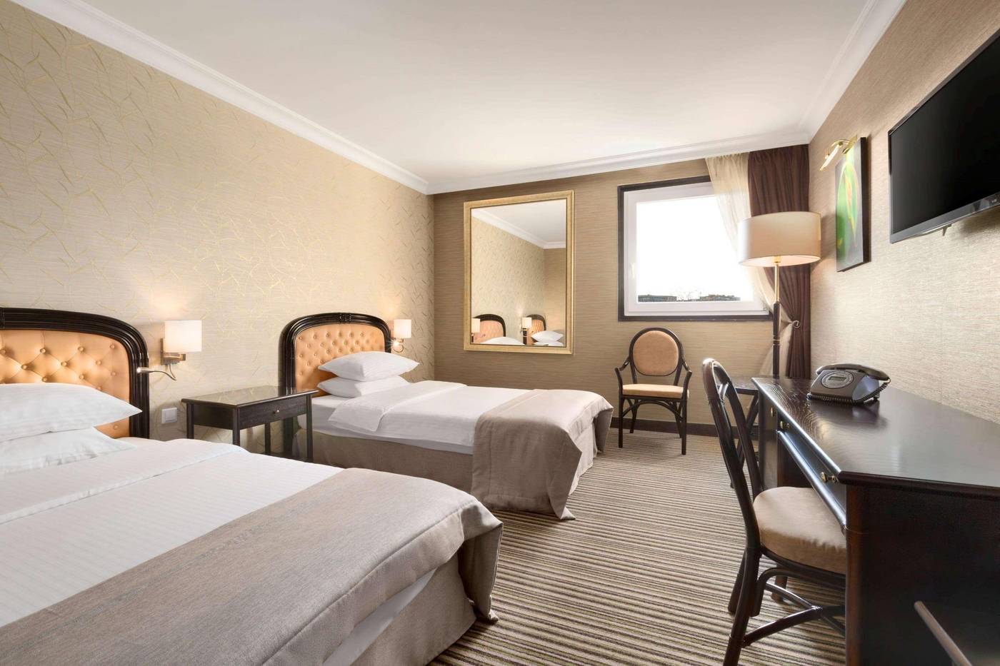 Ramada Sofia-Bulgaria-SOFIA-Room-5