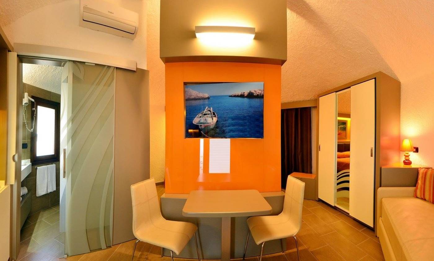 Calanica Resort