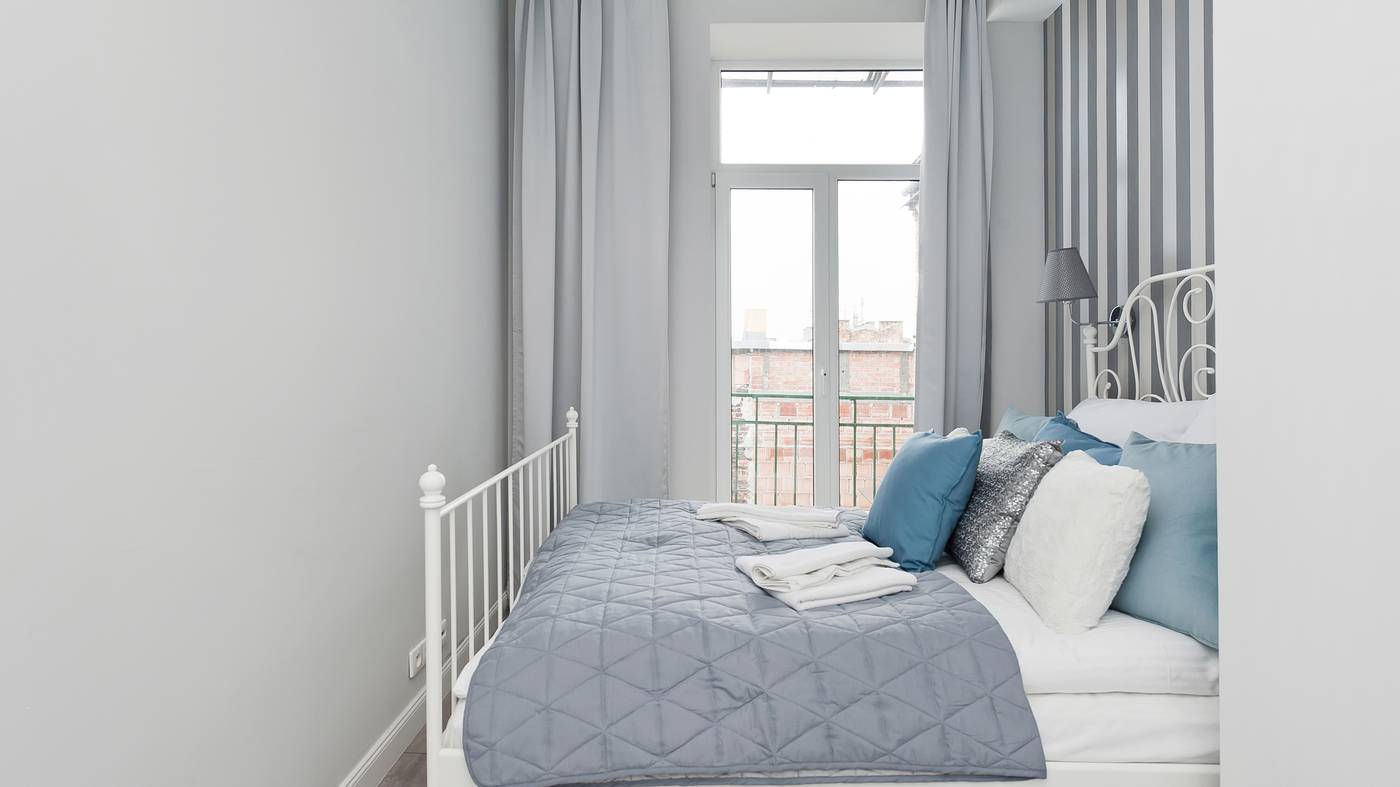 Old Town Krakow Apartment Sun & Snow-Poland-Krakow-Room-1