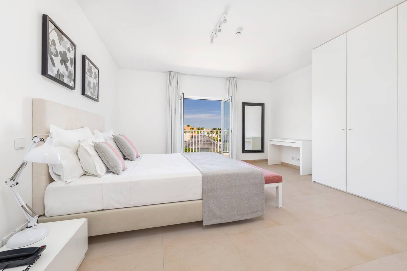 Eden-Villas-and-Apartments-Room-38