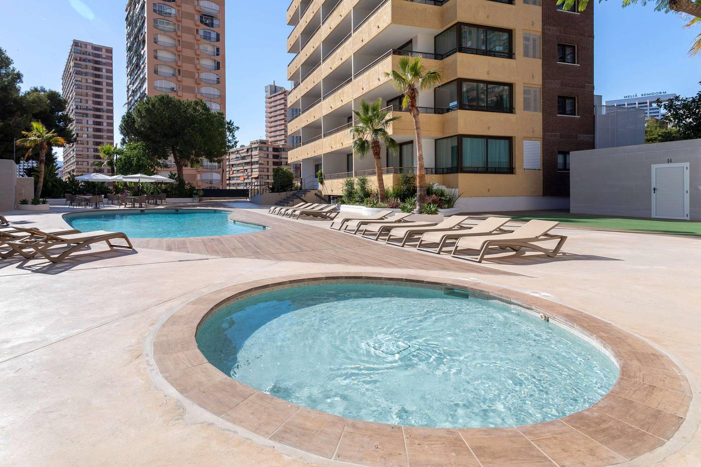 Apartamentos-Halley-Affiliated-By-Melia-Pool-5