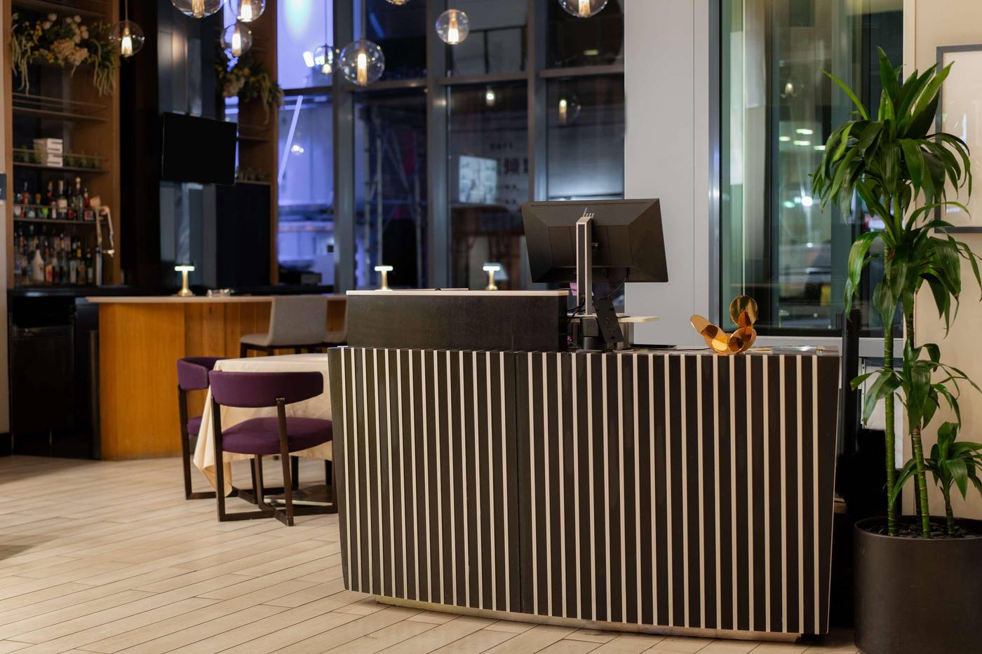 Embassy-Suites-by-Hilton-New-York-Manhattan-Times-Sq-General-view-20