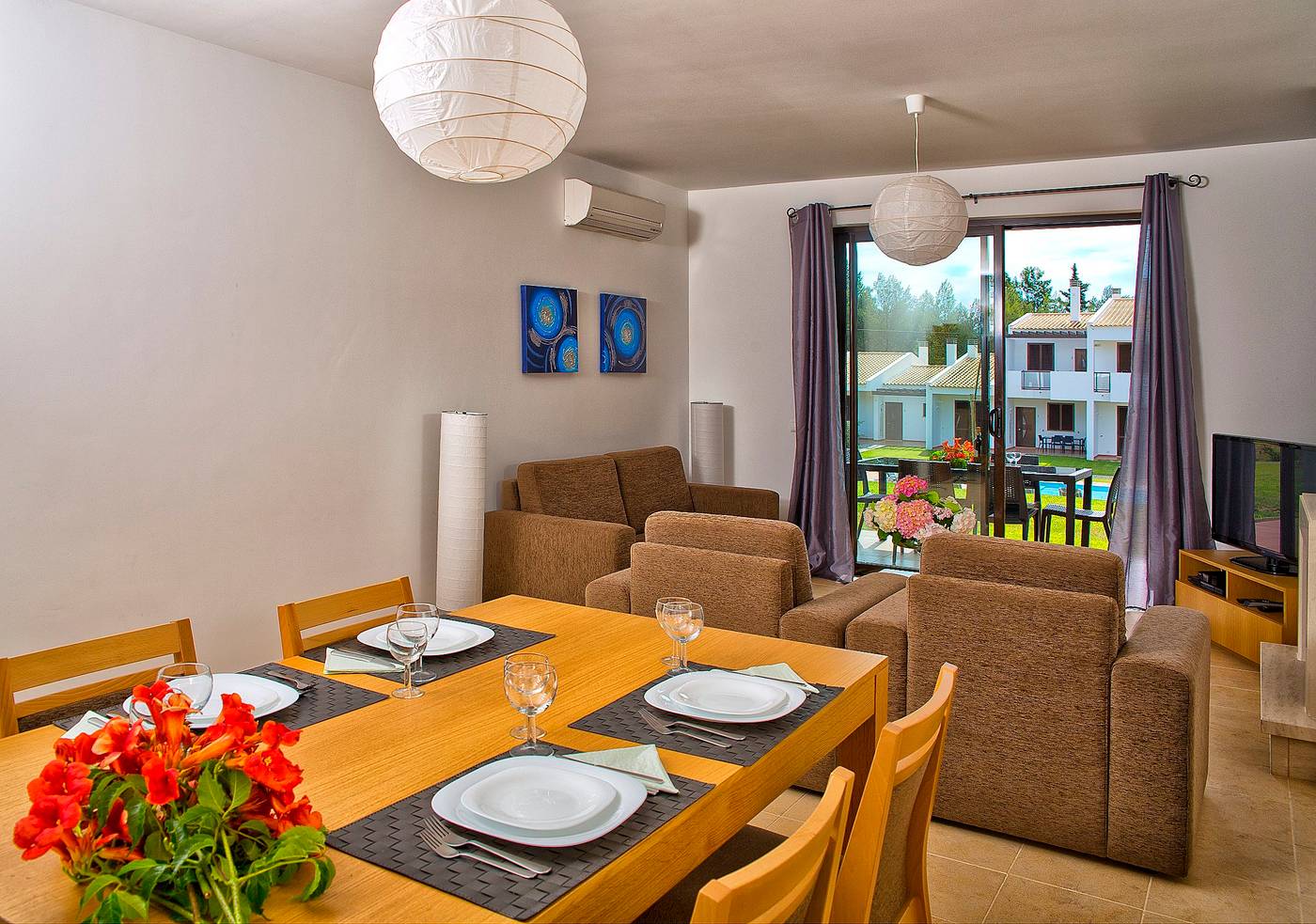 Alto-Fairways-Room-8