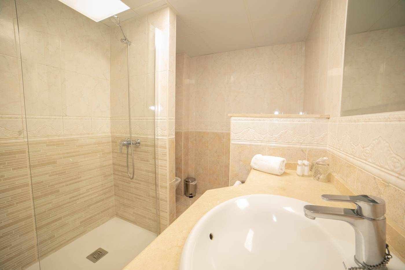 Pyr-Fuengirola-Room-59