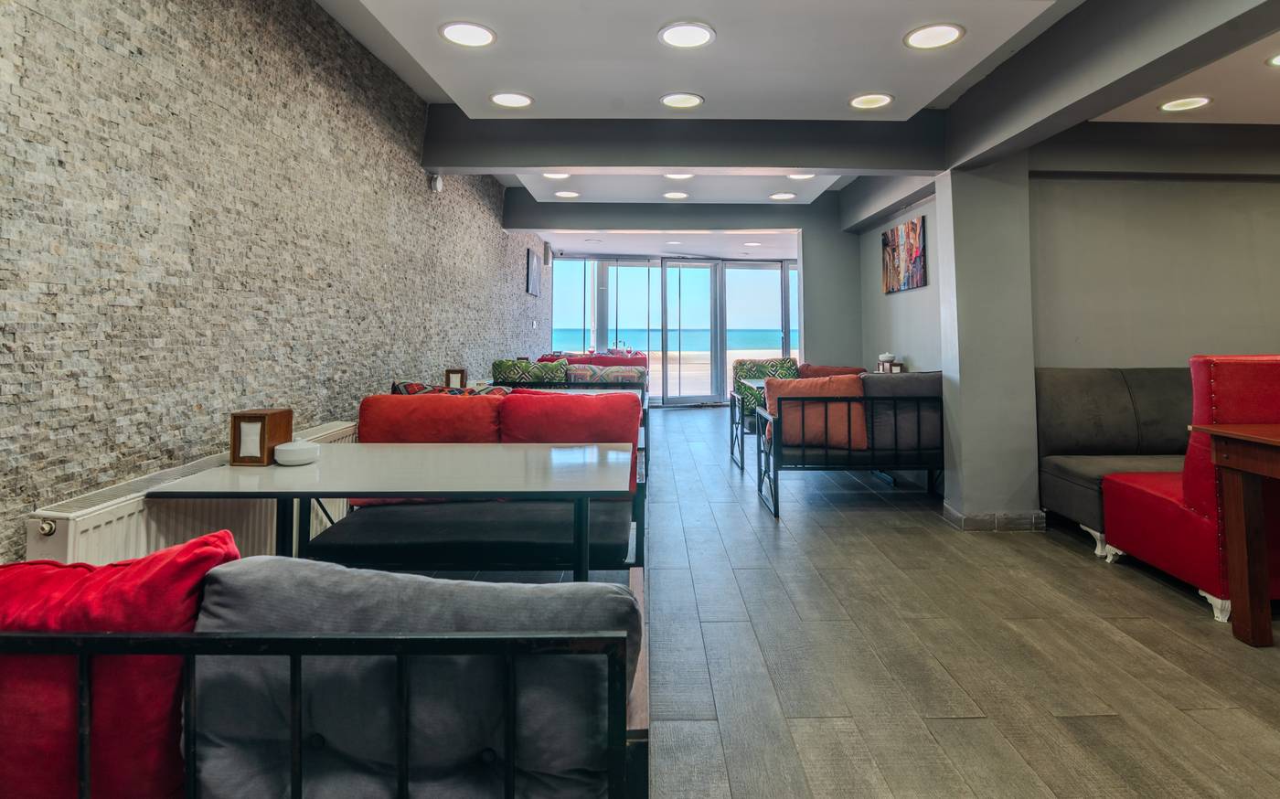 Airport-Black-Sea-Hotel---Restaurant-General-view-2