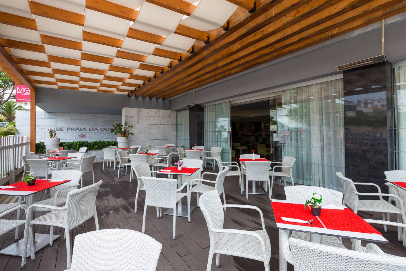 Muthu-Clube-Praia-da-Oura-Bar-20