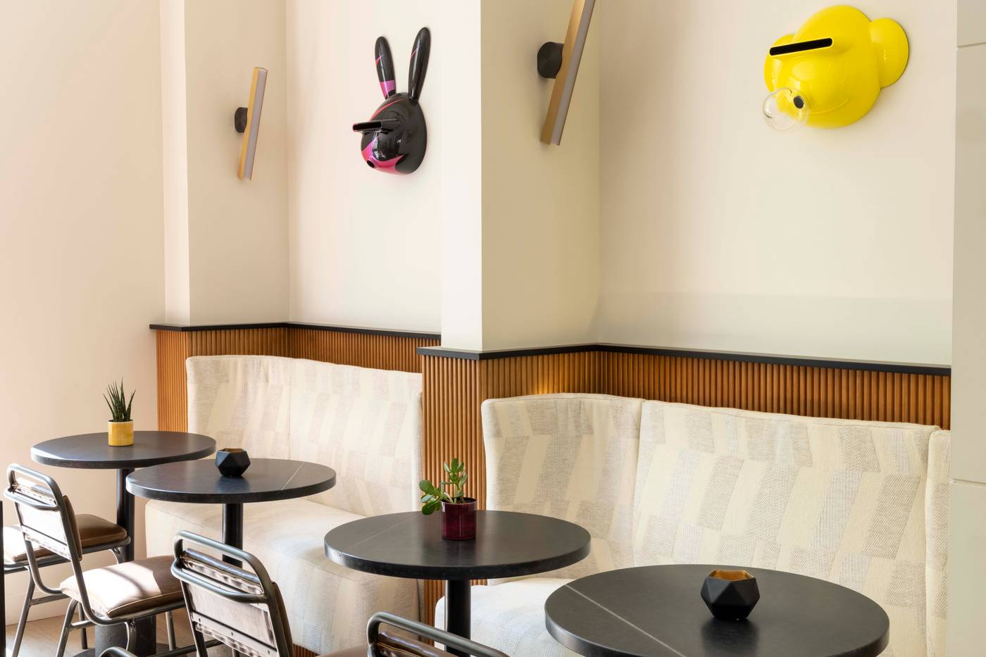 Hotel-Le-37-Bis-Restaurant-18