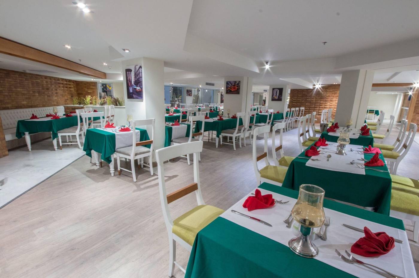 Sharming-Inn-Restaurant-38