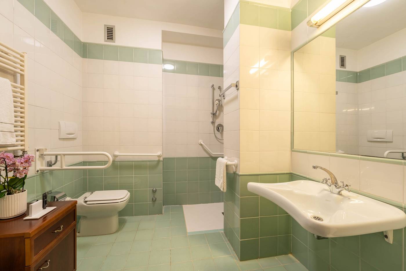 Hotel-Raffaello-Room-35