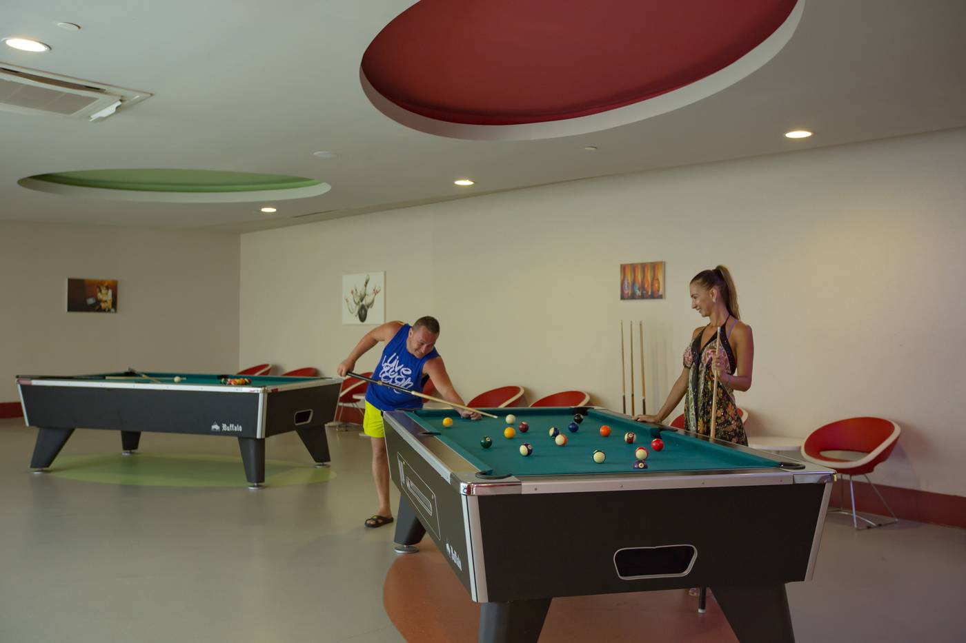 Royal-Alhambra-Palace-Sports-and-Entertainment-57