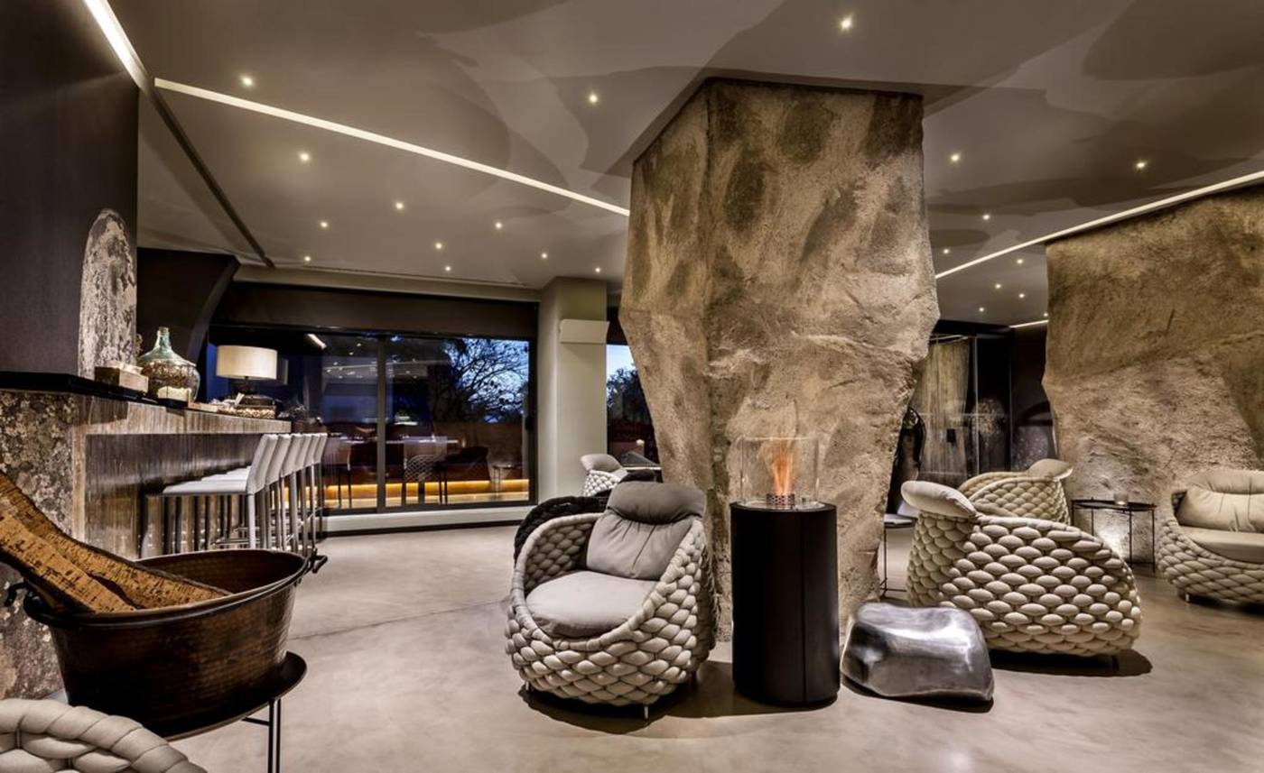 Vitoria-Stone-Hotel-Bar-12