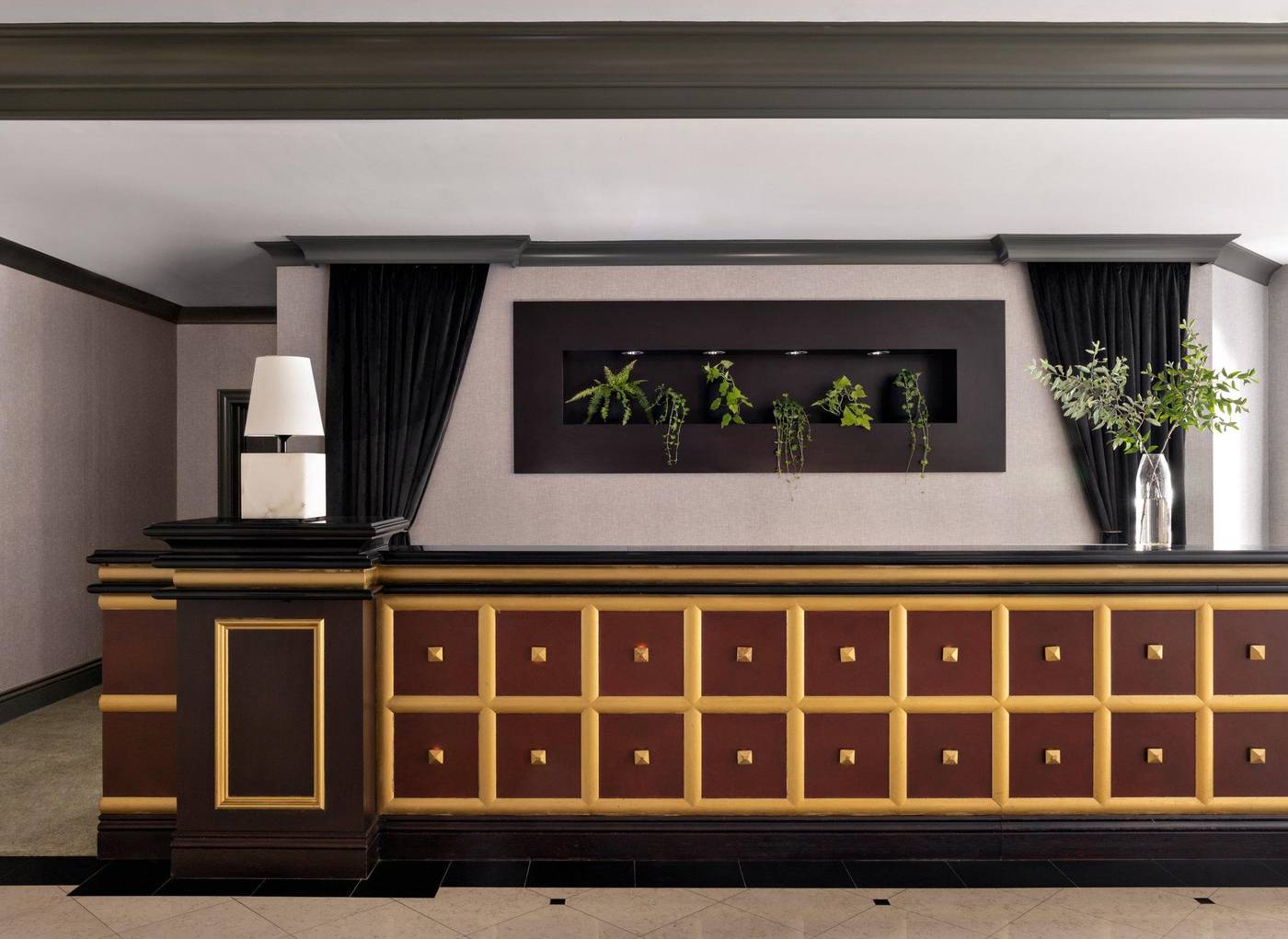 Kimpton-Marlowe-Hotel-Lobby-18