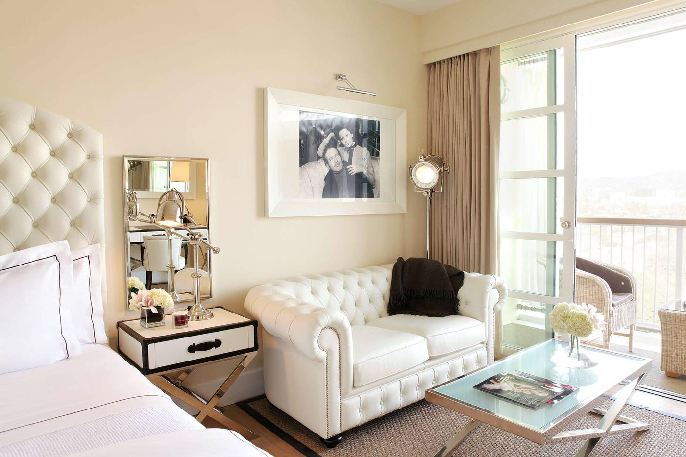 Cameo-Beverly-Hills-Room-30