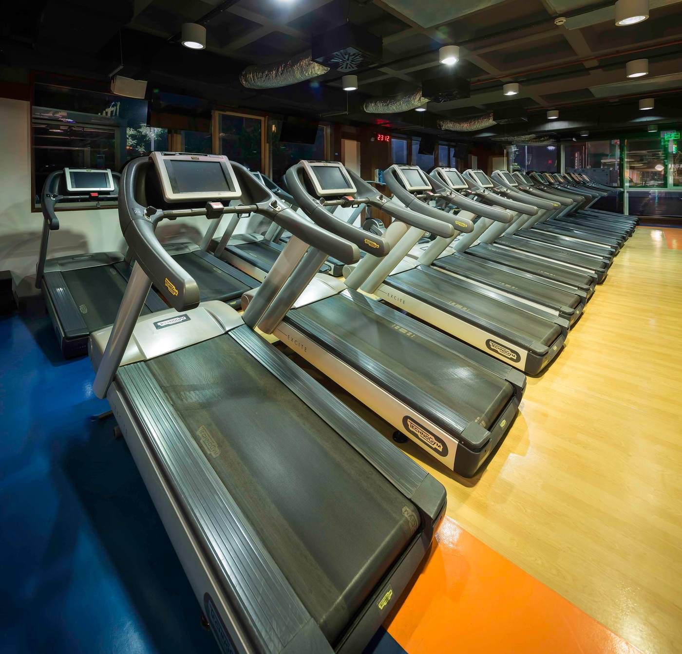 Titanic-Port-Bakirkoy-Sports-and-Entertainment-58