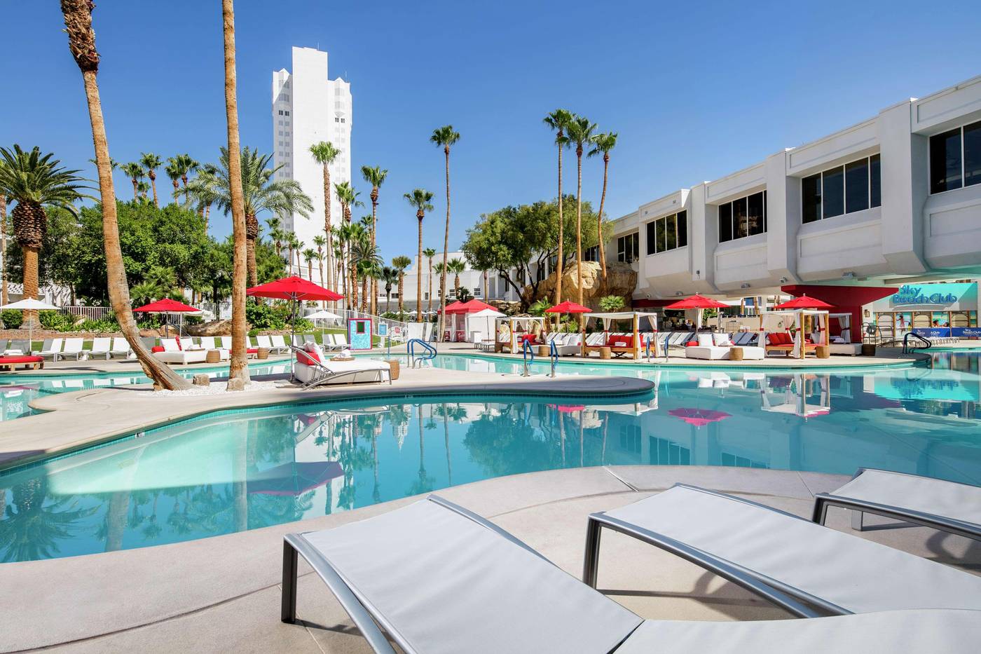 Tropicana-Las-Vegas-a-DoubleTree-by-Hilton-Resort-Pool-1