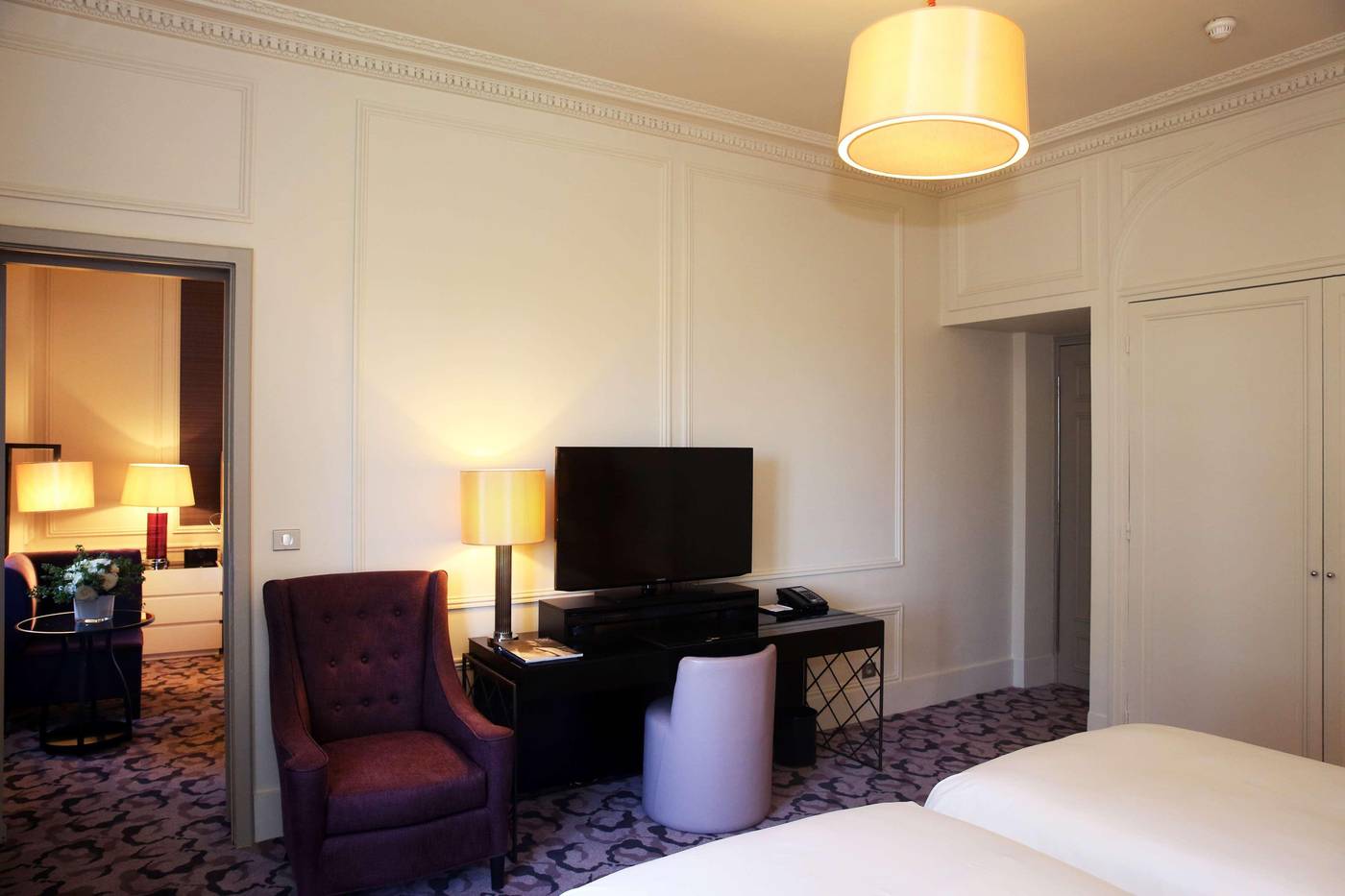 Waldorf-Astoria-Versailles---Trianon-Palace-Room-41