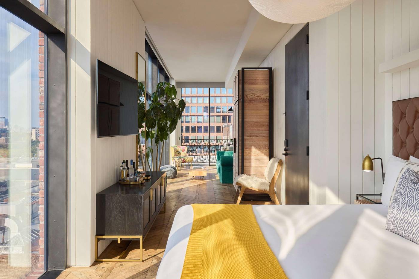 Arlo-Williamsburg-Room-26