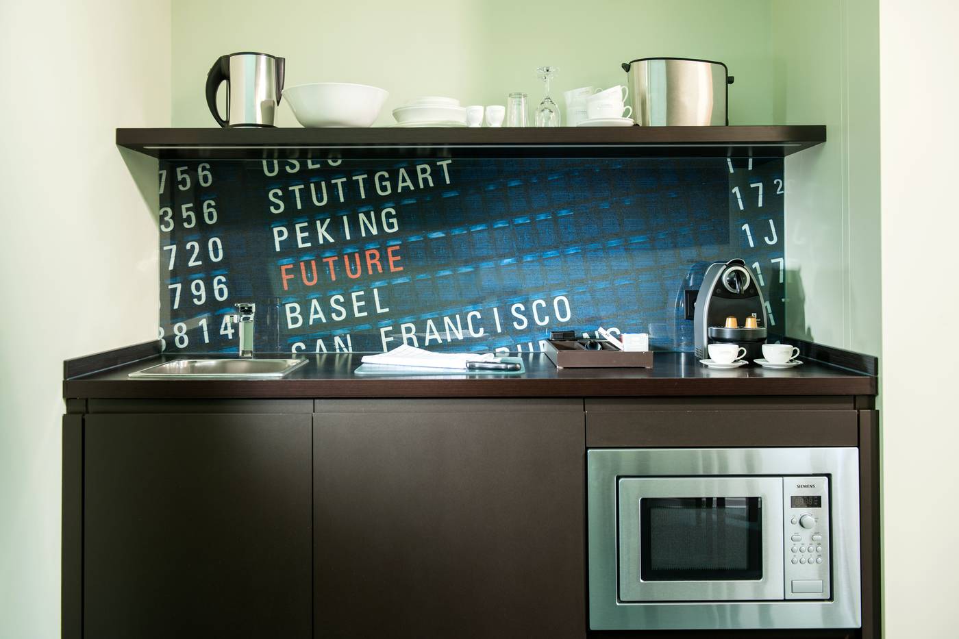 Clipper-Boardinghouse-Berlin-Gendarmenmarkt-Room-13