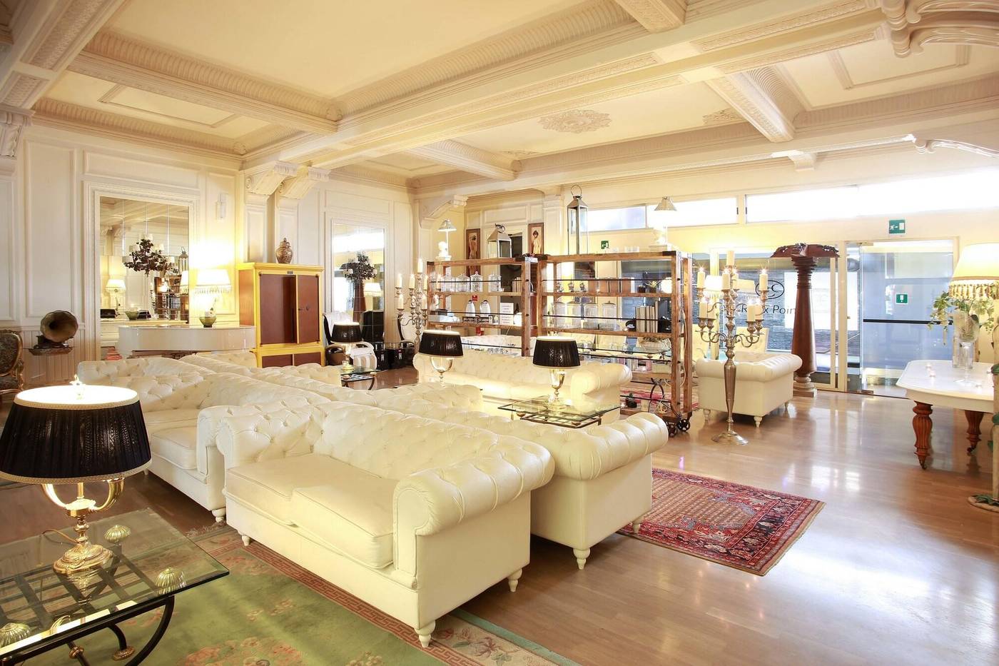 Columbia-Charming-Spa-Bar-20