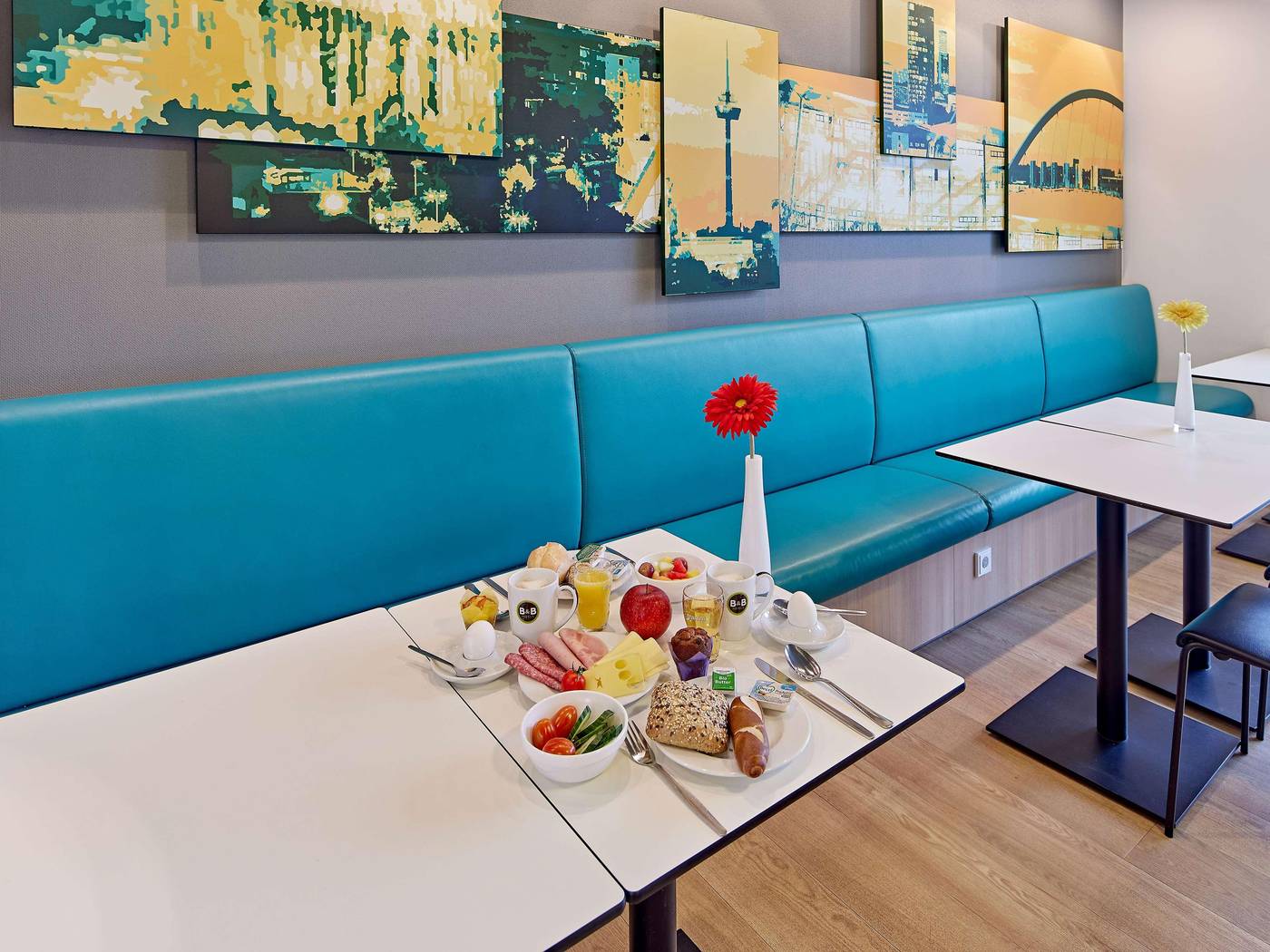 B-B-Hotel-Koln-Messe-Restaurant-53