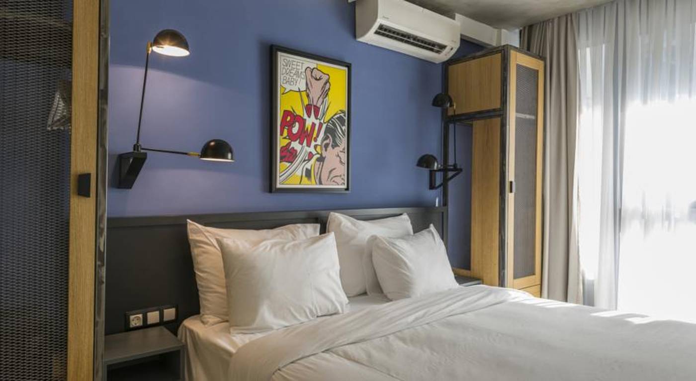 Fitas-Oda-Hotel-Room-16