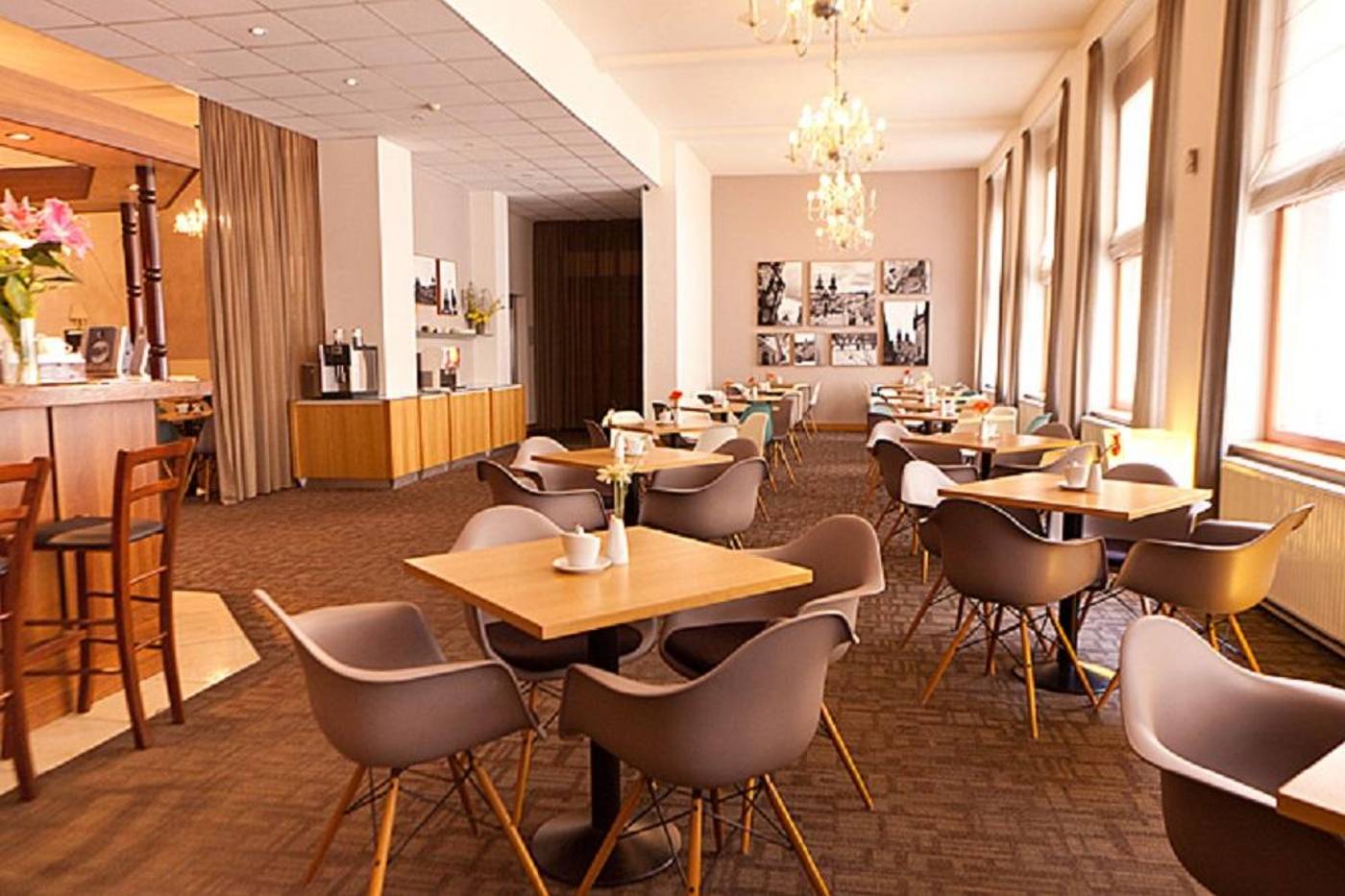 Central-Hotel-Prague-Bar-13