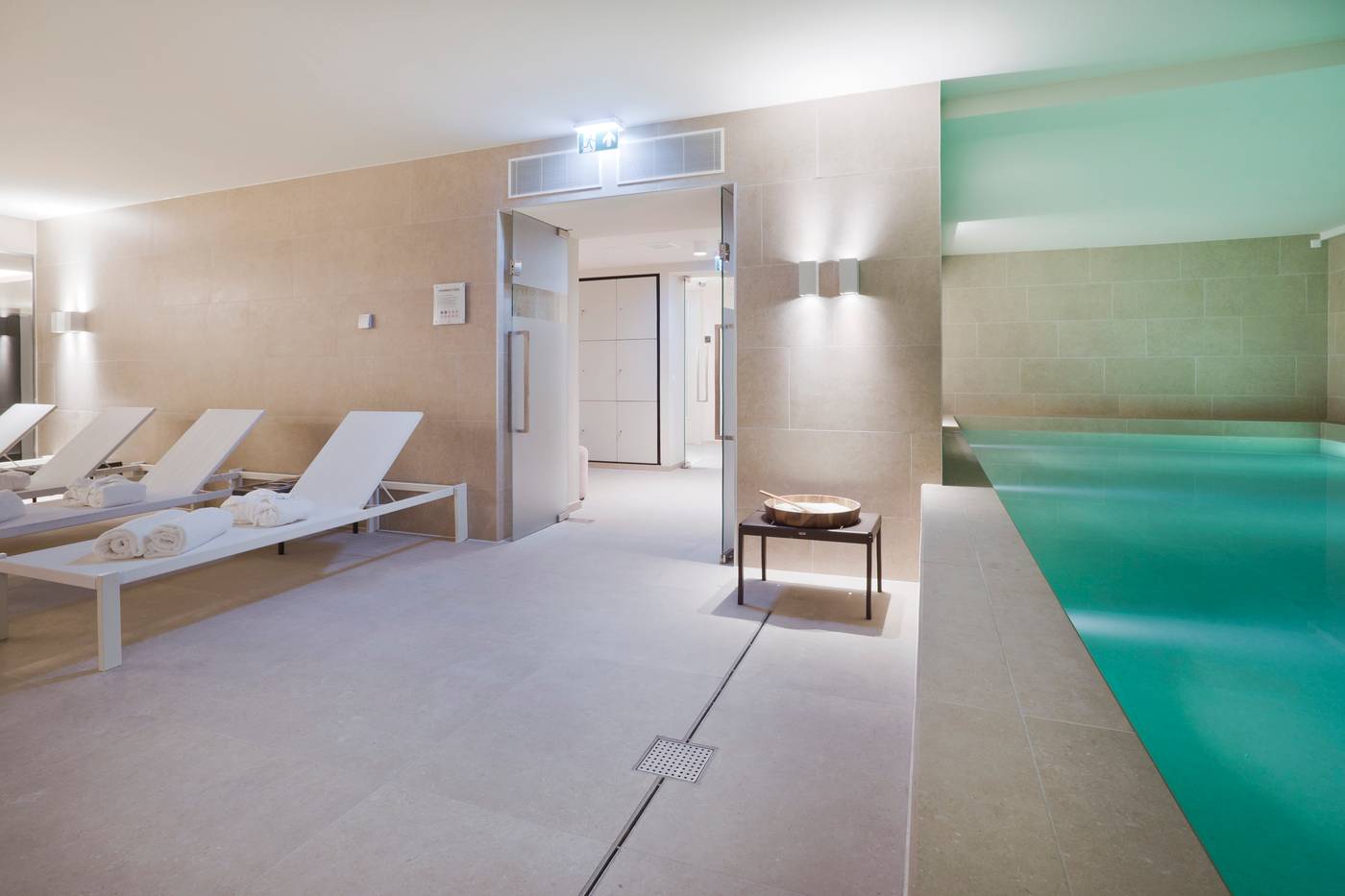 Pestana-Amsterdam-Riverside-Pool-83