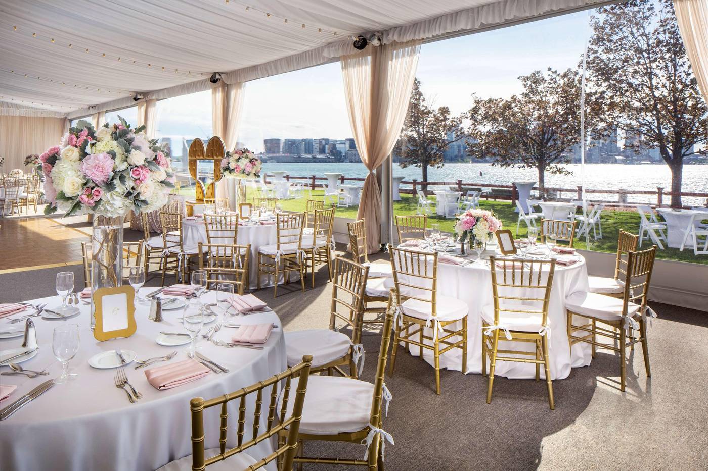 Hyatt-Regency-Boston-Harbor-Room-30