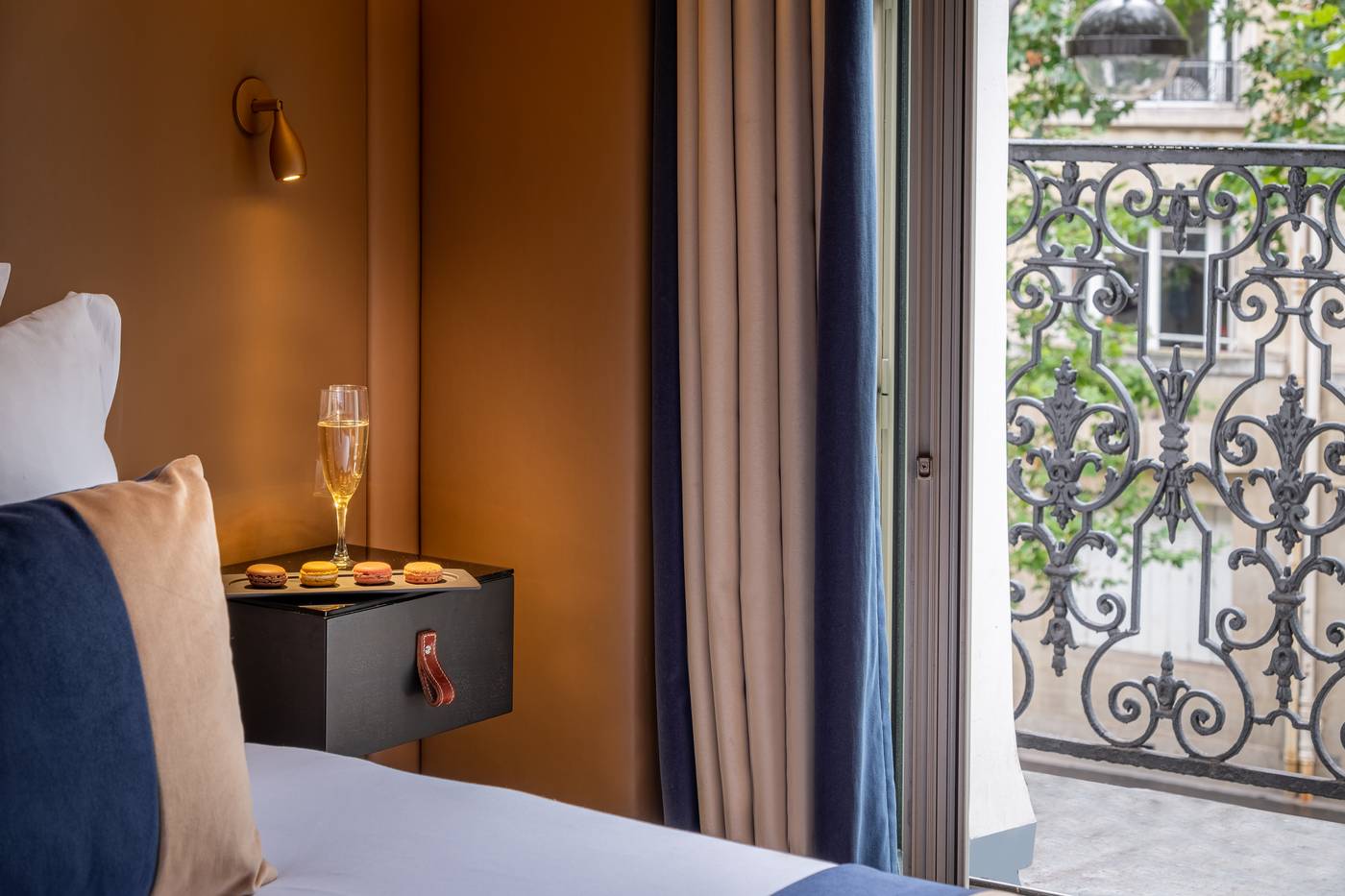 Hotel-La-Bourdonnais-by-Inwood-Hotels-Room-31