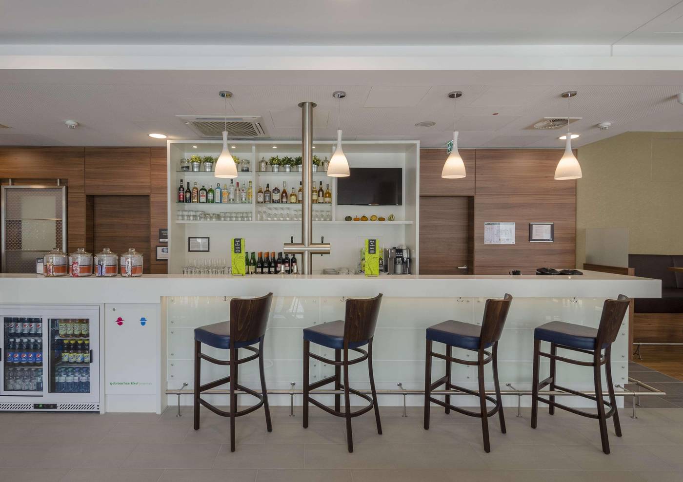 Hampton By Hilton Frankfurt City Centre Messe - Germany - FRANKFURT - Bar - 9