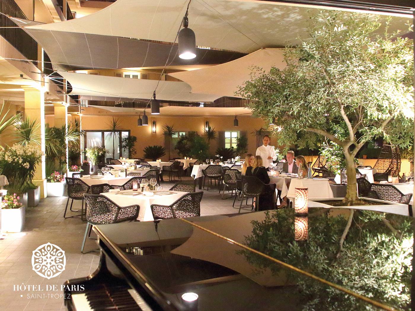Hotel-de-Paris-Saint-Tropez-Restaurant-32