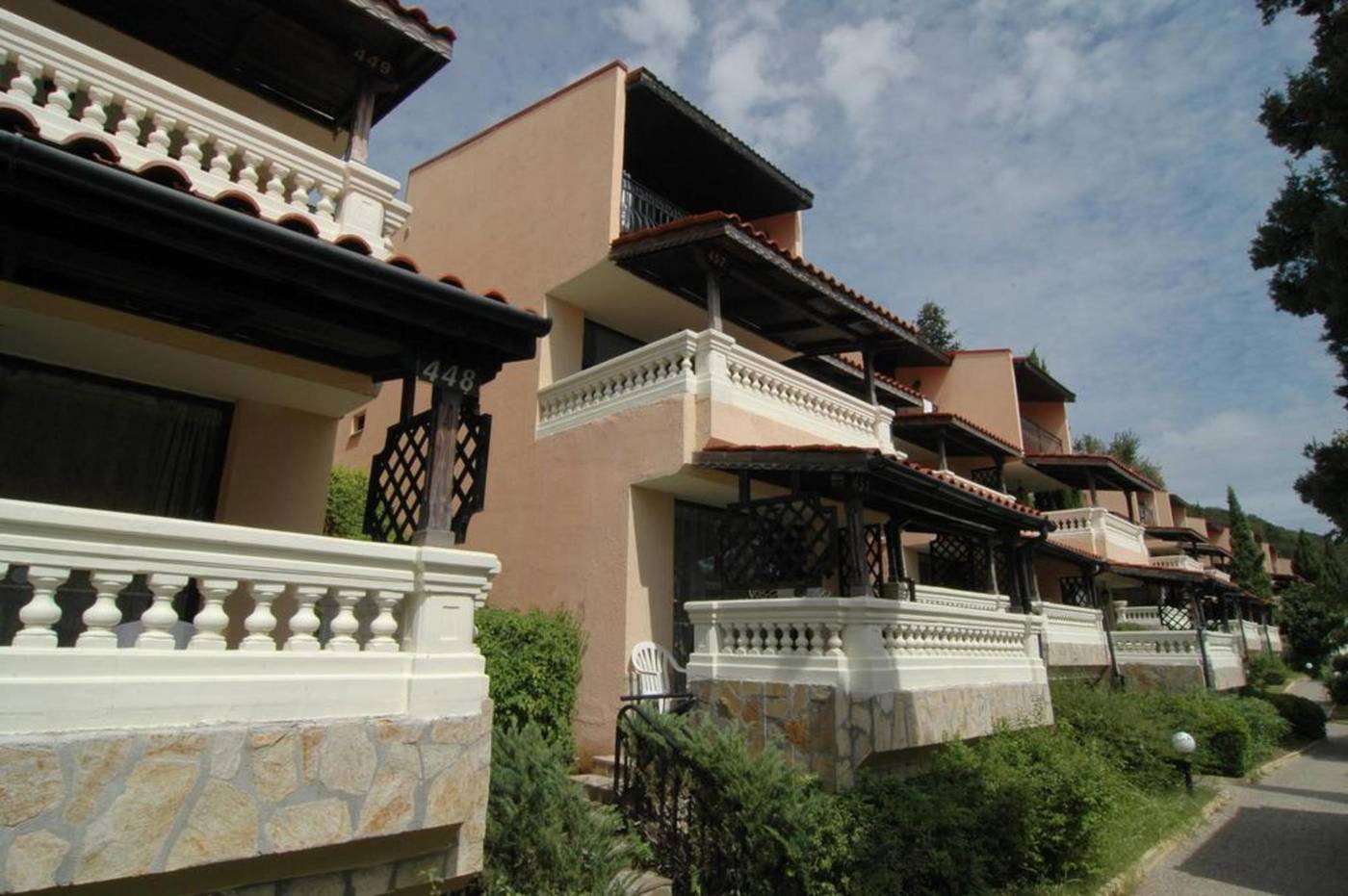 Elenite-Holiday-Village-General-view-10