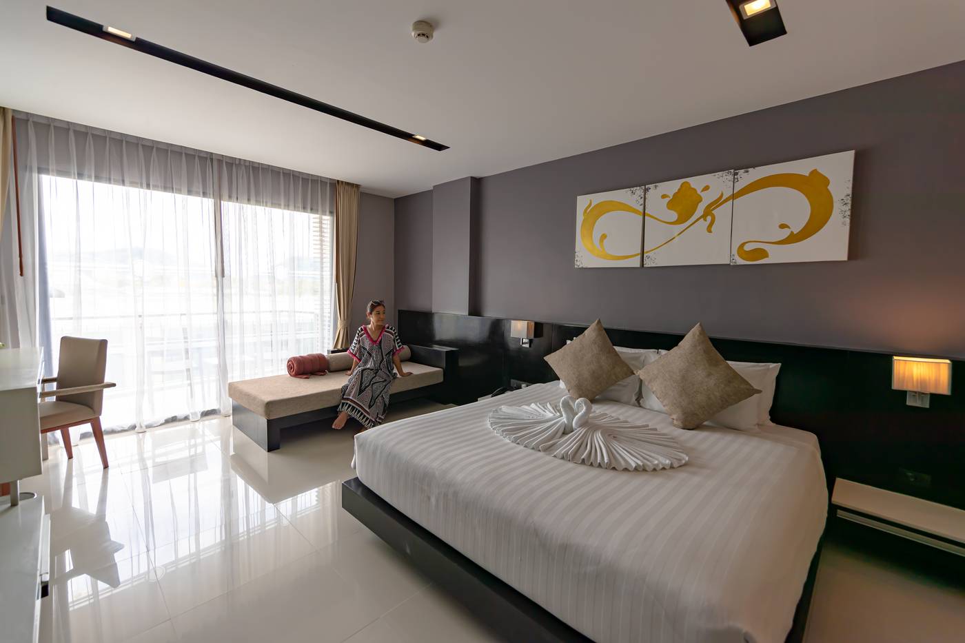 The-Charm-Resort-Phuket-Room-35