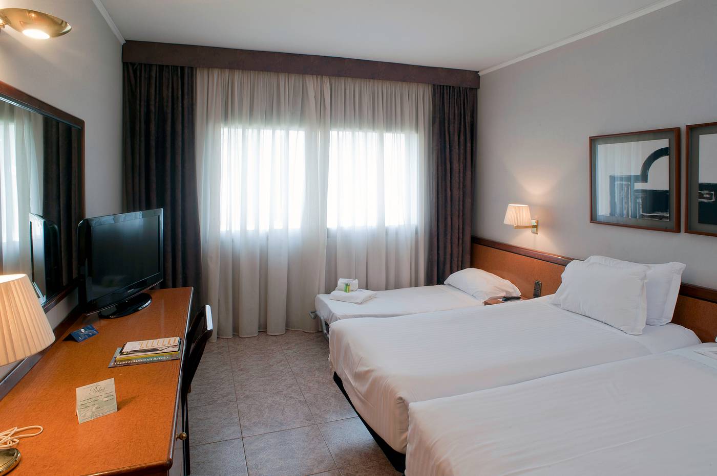 Ciudad-de-Castelldefels-Room-25