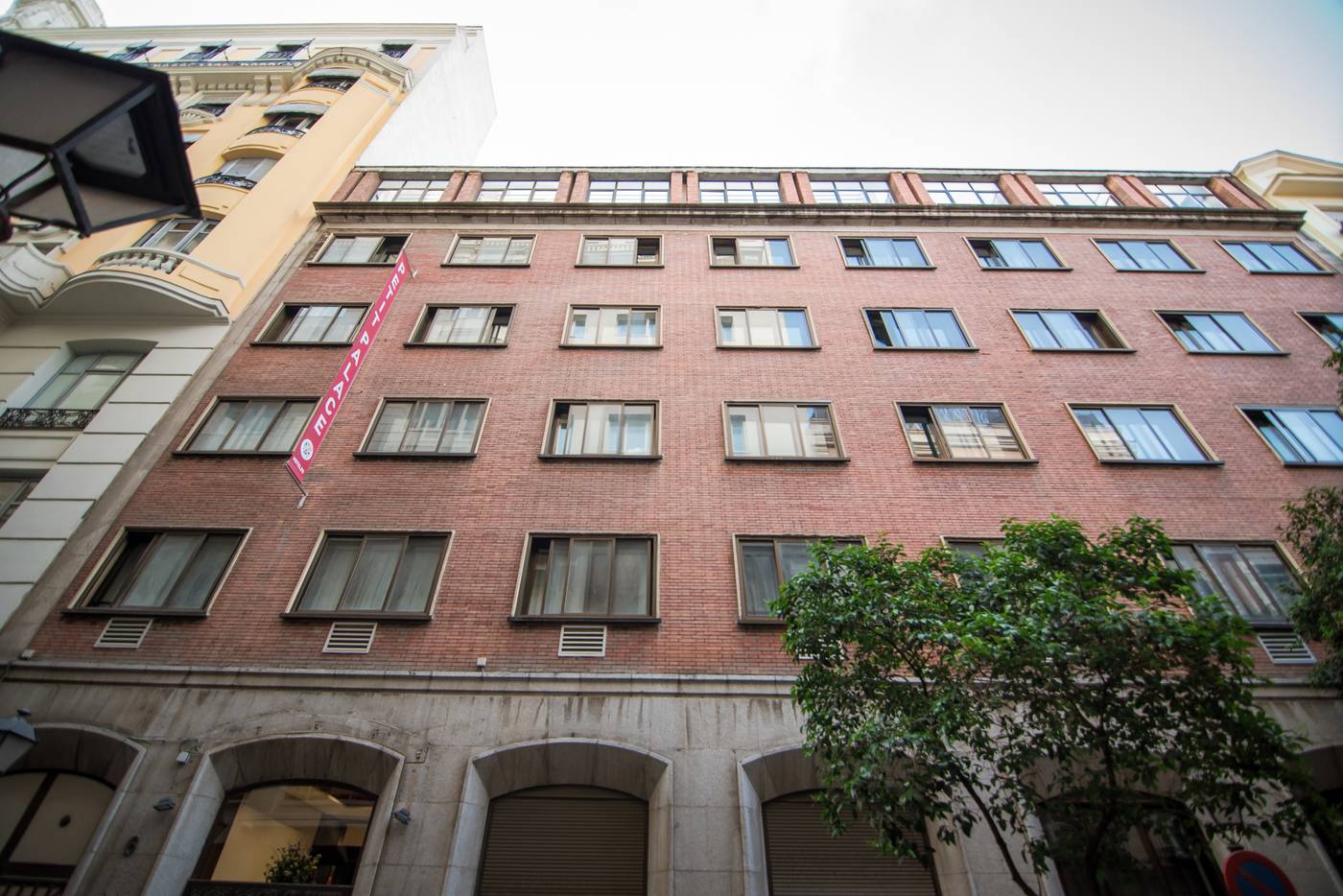 Petit-Palace-Cliper-Gran-V--a-General-view-8