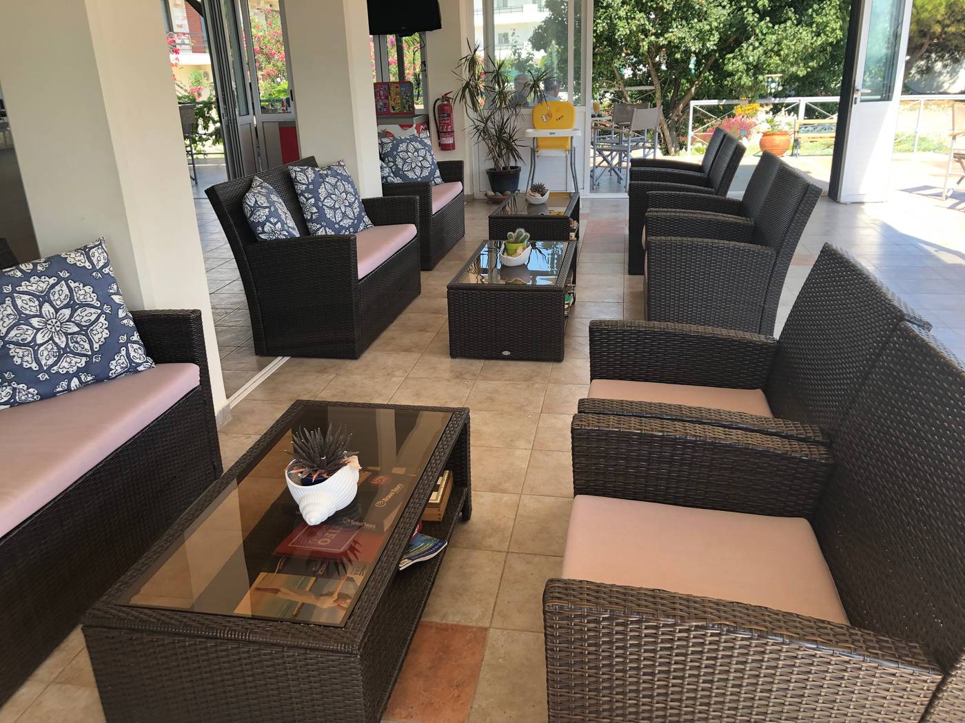 Elpida-Beach-Studios-Lobby-3