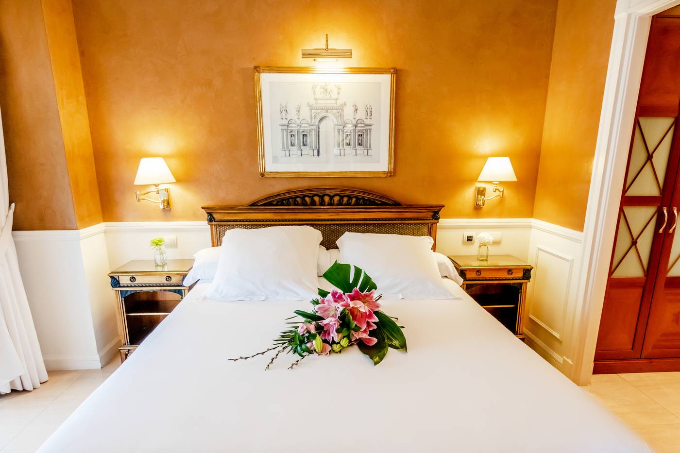 Guadalpin-Suit-Room-28