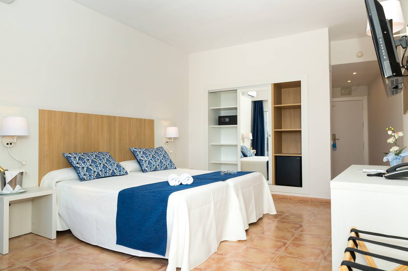 Alua-Sun-Marbella-Park-Room-34