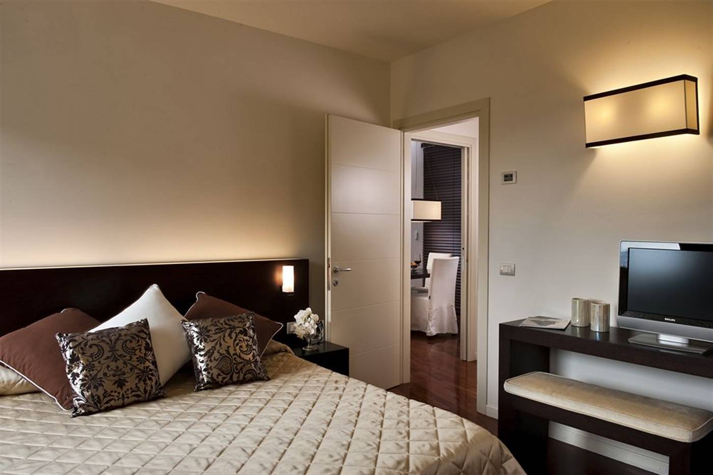 Eden-Rock-Resort-Room-12