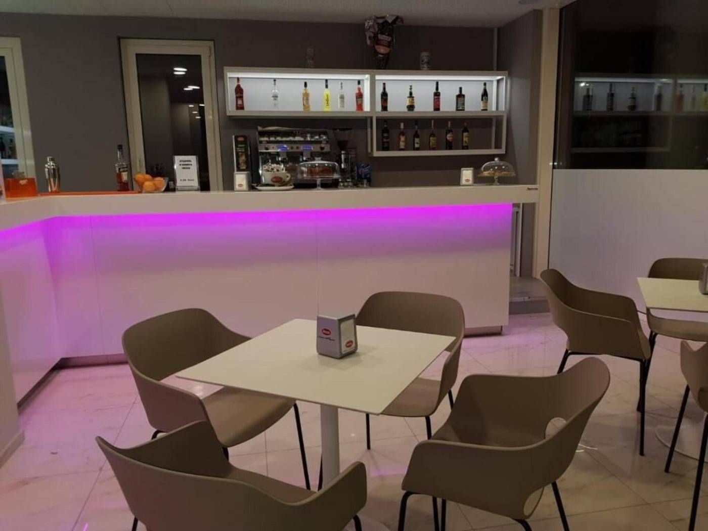 Hotel-Settibi-Restaurant-2