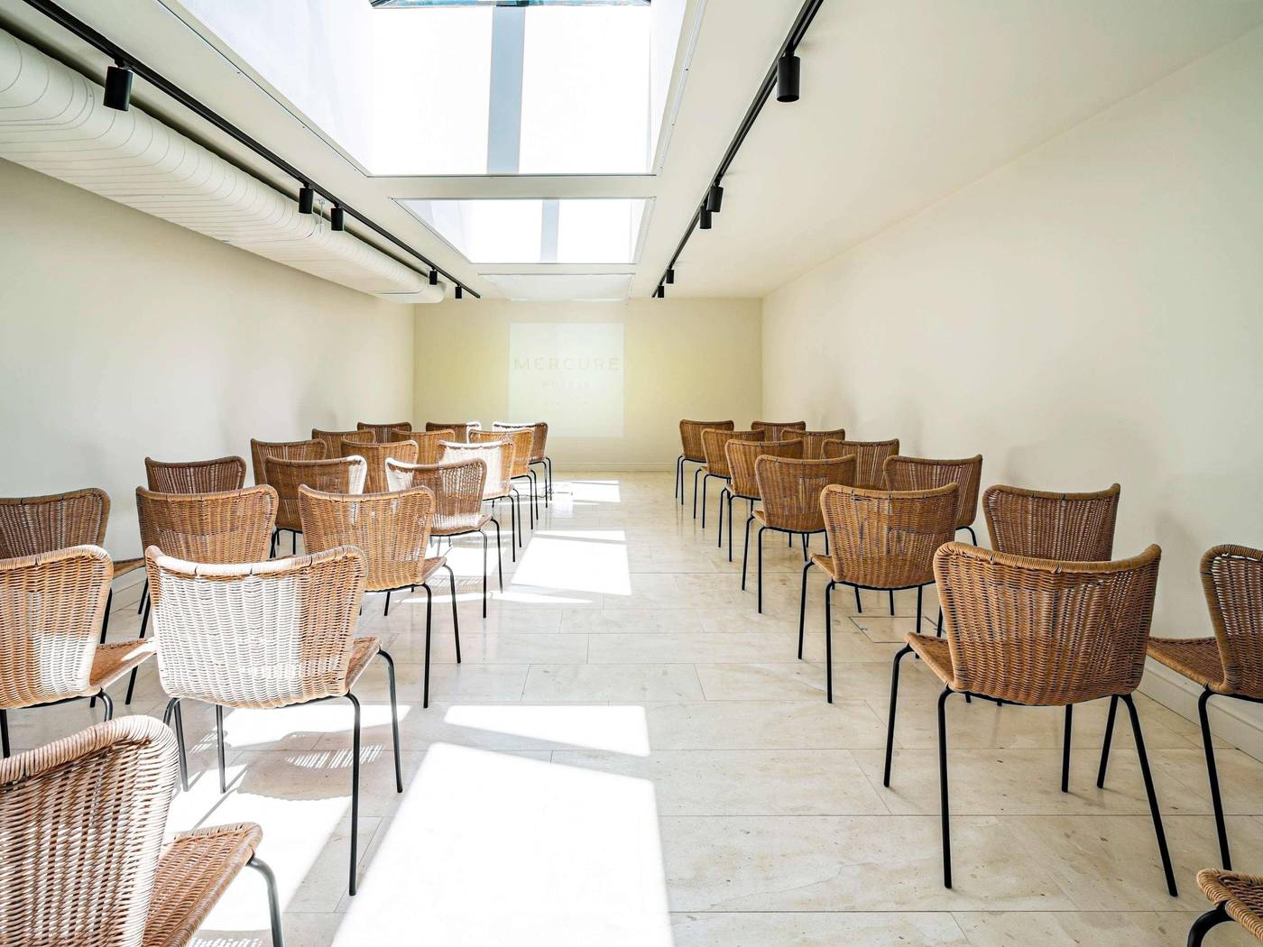 Mercure-Hotel-Benidorm-Conferences-66