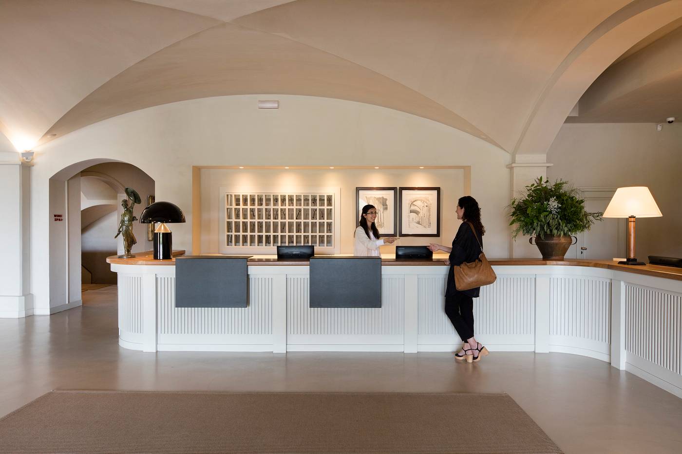 Peralada-Wine-Spa---Golf-Lobby-49