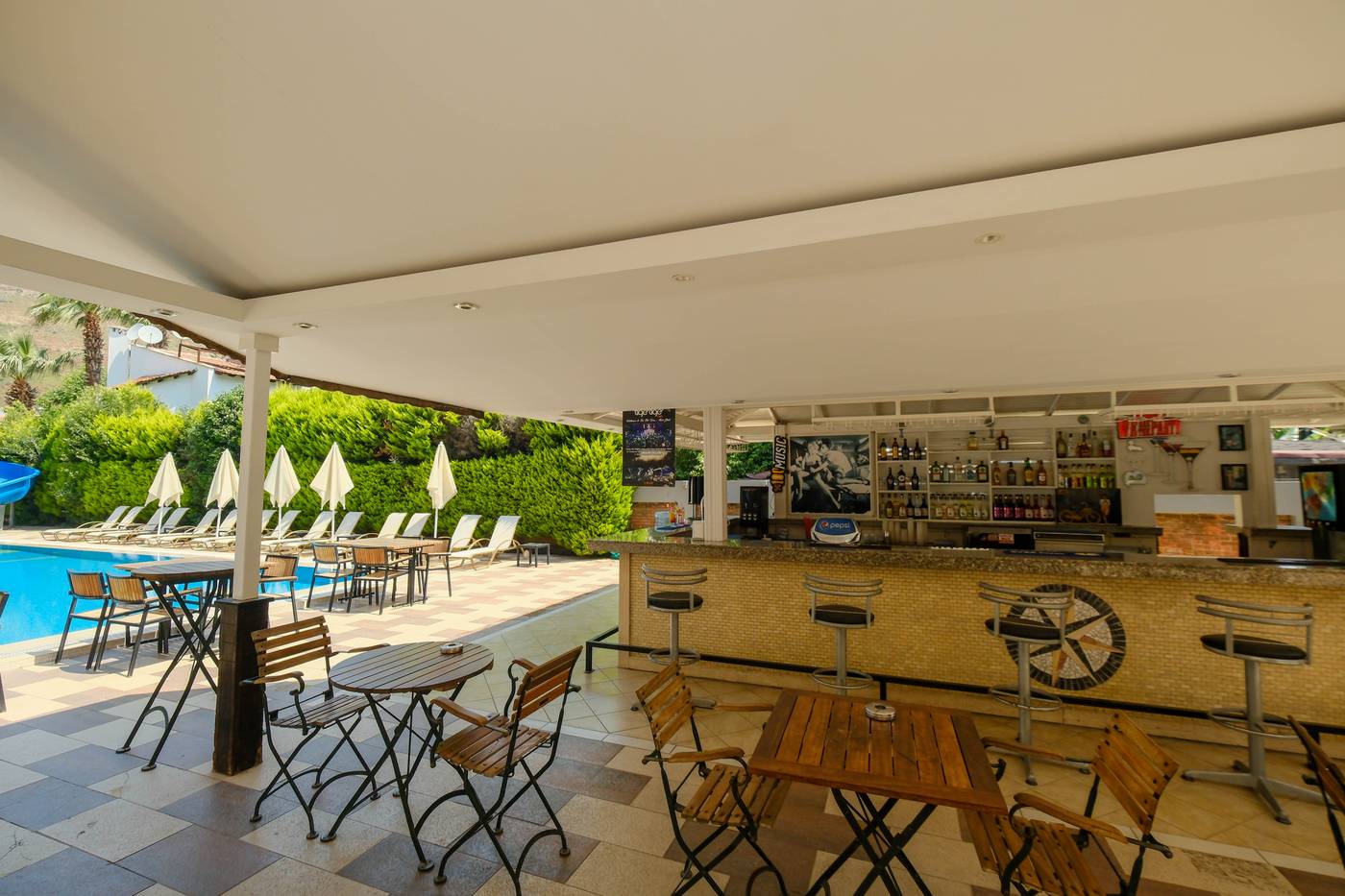 Selen-Icmeler-Bar-21