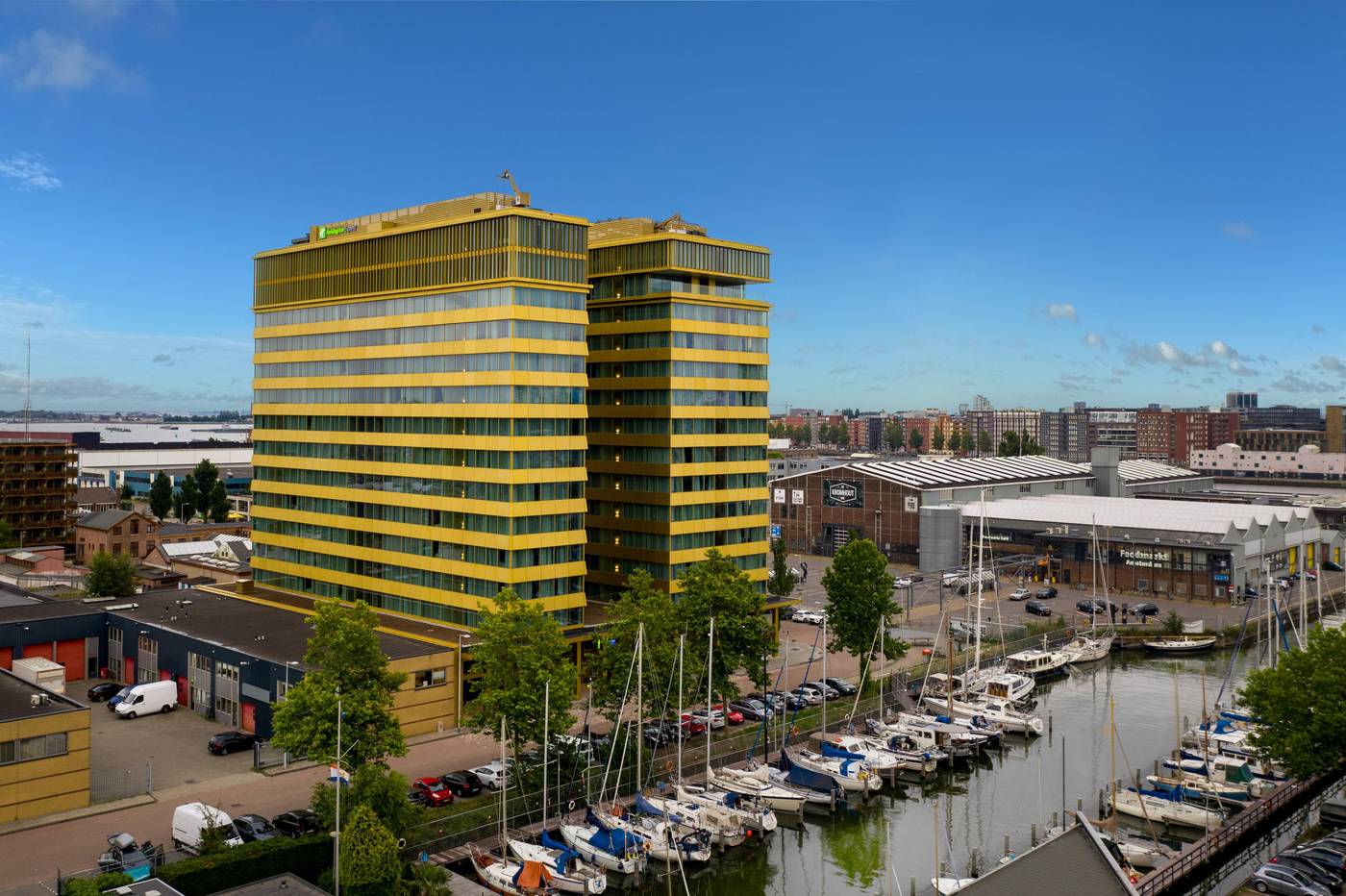 Holiday-Inn-Express-Amsterdam---North-Riverside-General-view-1